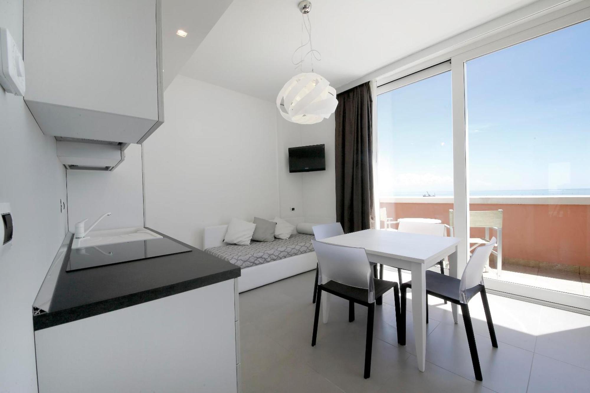 Grande Albergo Marin Lignano Sabbiadoro Zewnętrze zdjęcie